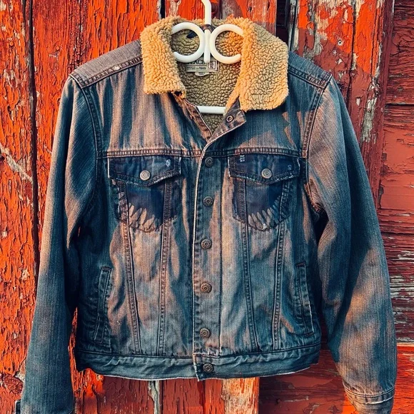 Jean jacket - Picture 2 of 4